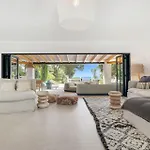 Vivi Homes - Olivia - Sea View - Private Pool - Garden - Bbq *