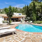 Vivi Homes - Olivia - Sea View - Private Pool - Garden - Bbq *
