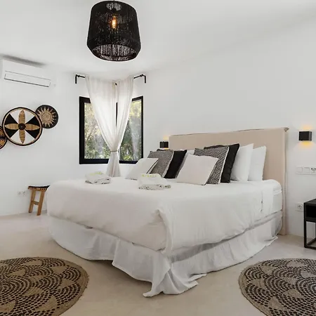 Villa Vivi Homes - Olivia - Sea View - Private Pool - Garden - Bbq
