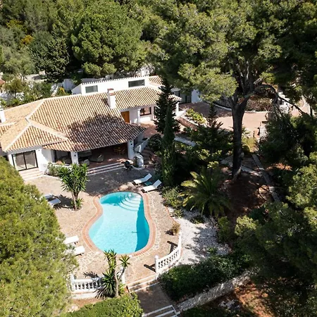 Vivi Homes - Olivia - Sea View - Private Pool - Garden - Bbq *