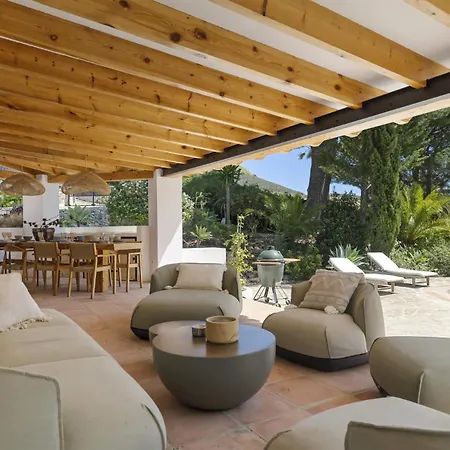 Villa Vivi Homes - Olivia - Sea View - Private Pool - Garden - Bbq
