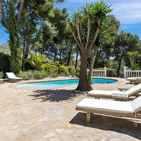 Vivi Homes - Olivia - Sea View - Private Pool - Garden - Bbq Villa